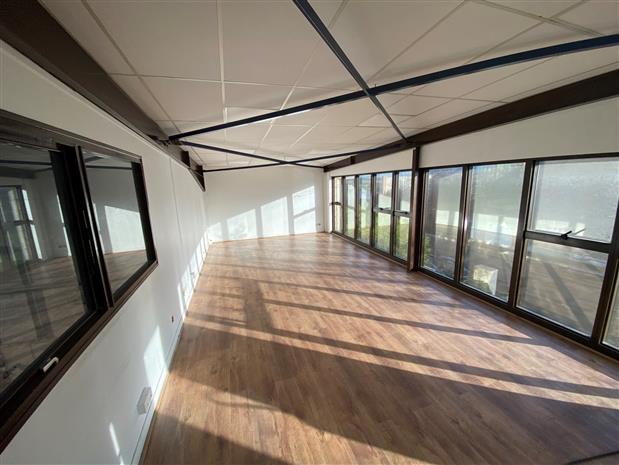 Local d'activités Location 95500 LE THILLAY