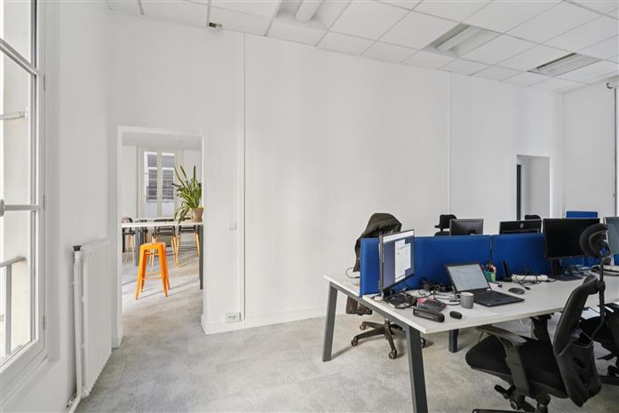 Bureau Location 75010 PARIS